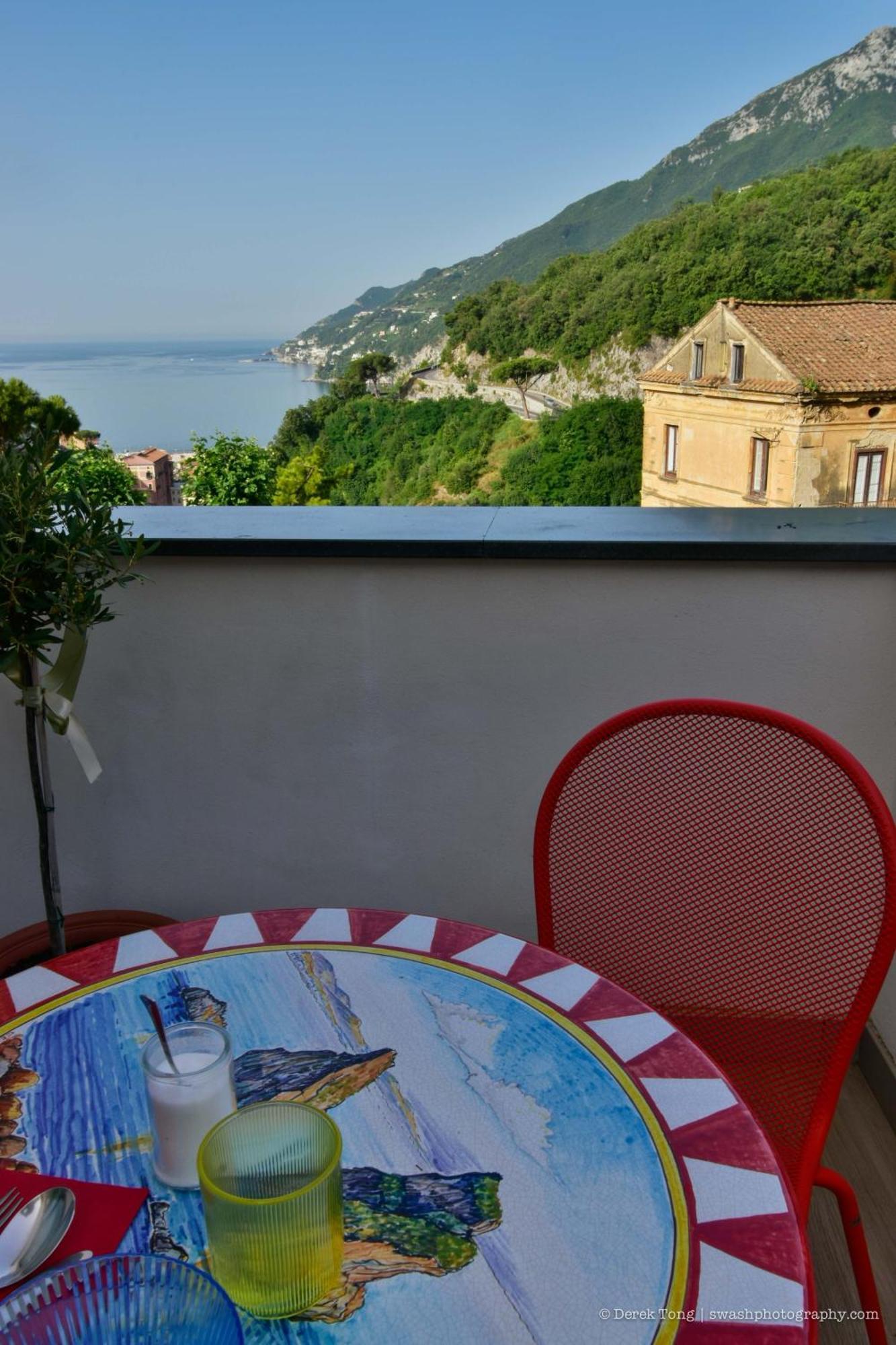 Ambrosea Amalfi Coast B&B Vietri Exteriör bild